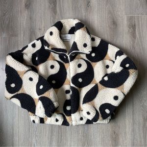 Urban Outfitters NWT Yin Yang Sherpa, Size XS
